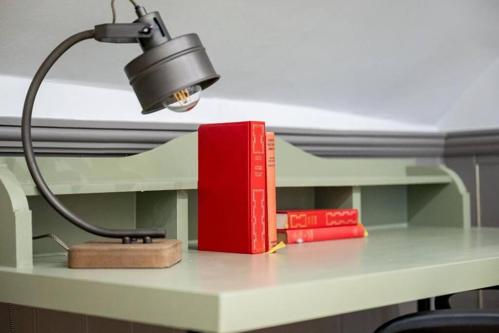 Apartment Aldwark Attic Is 4 Min To The Shambles With Free Wifi